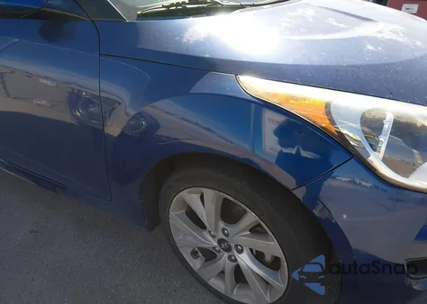 2016 Hyundai Veloster z USA, uszkodzony, nr VIN KMHTC6AD8GU301350